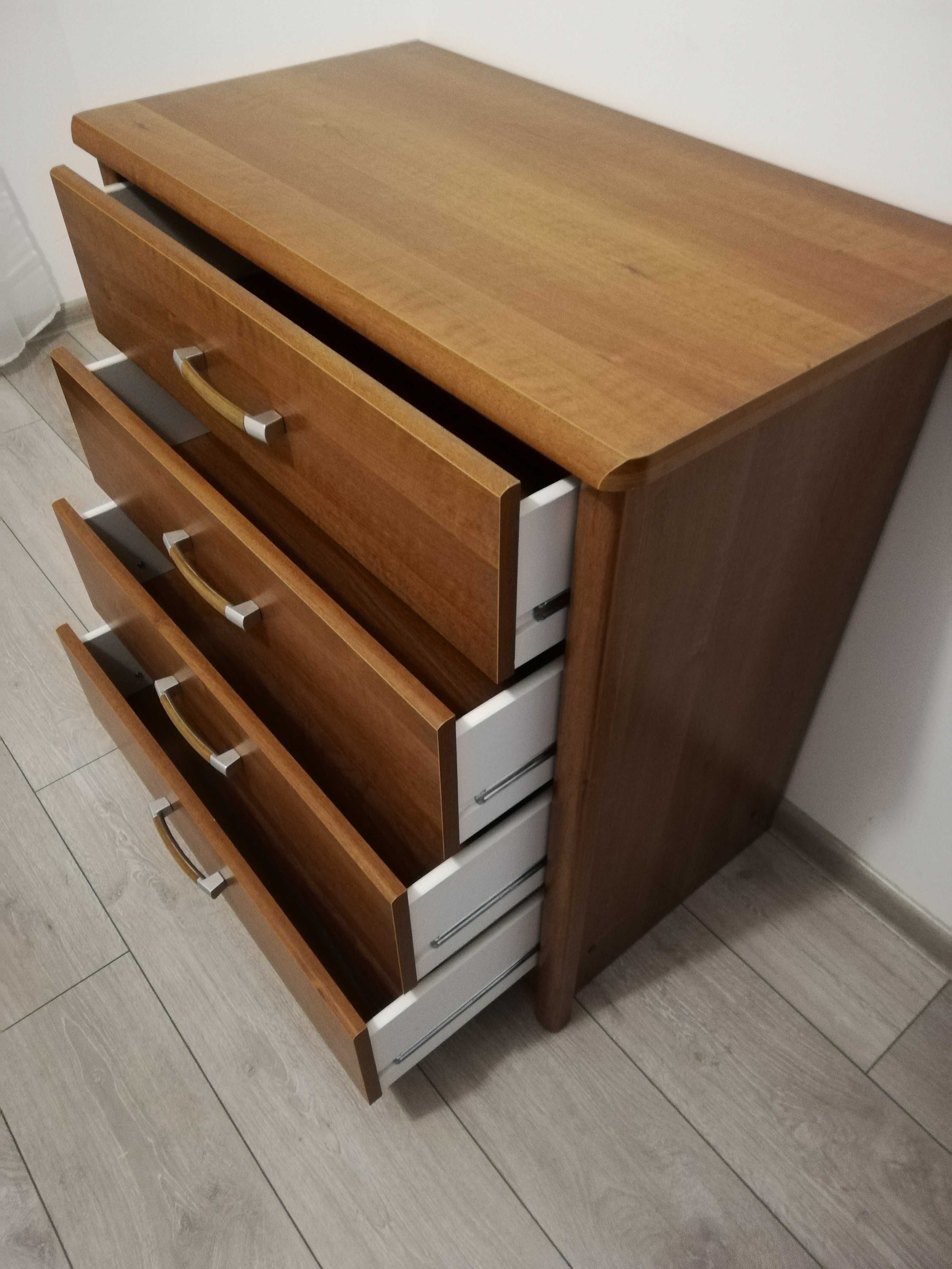 KOMPLET MEBLI DO SYPIALNI: łóżko 160x200, komoda i 2 szafki nocne