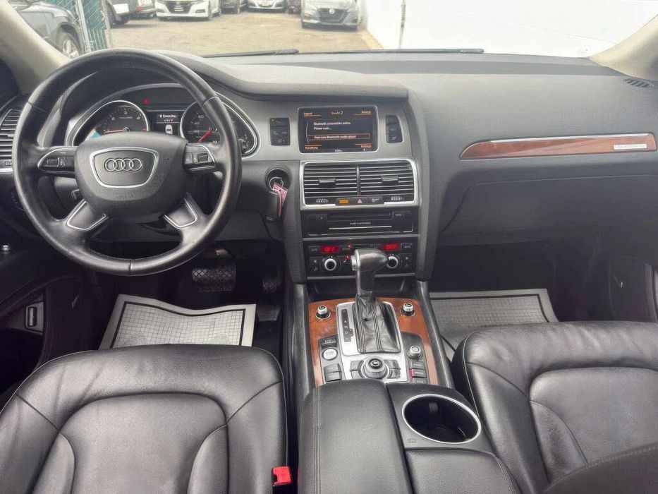 Audi Q7 quattro Premium Plus      2014