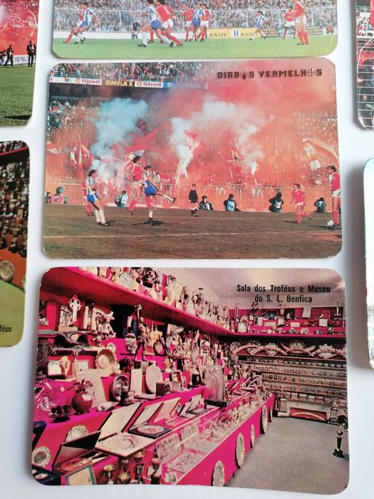 Conjunto de 10 calendários de 1986 e 1987 do Benfica