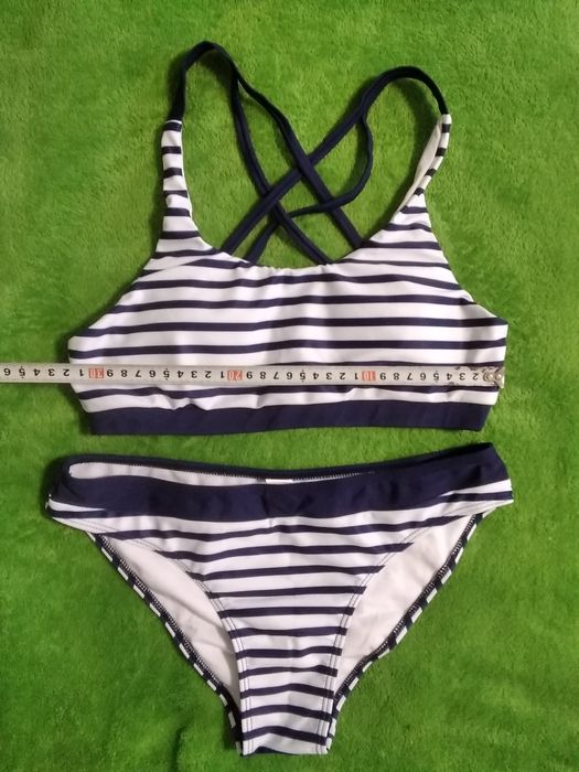 Продам купальник