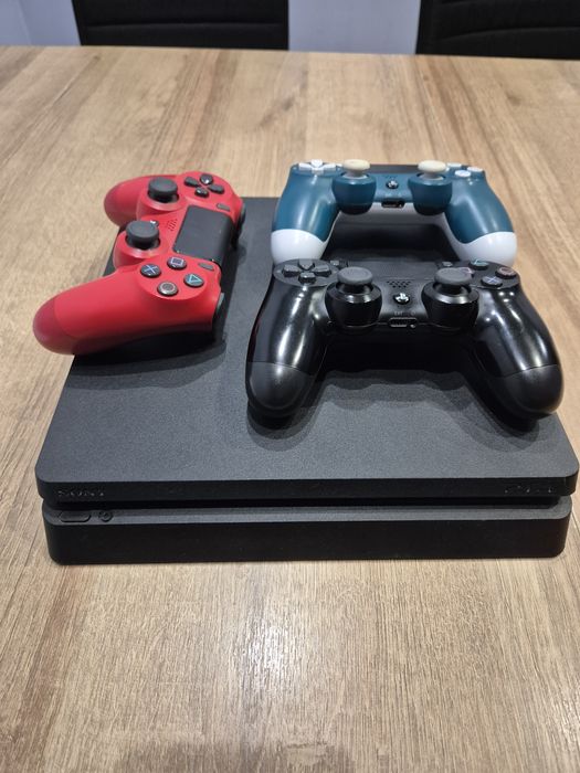 PlayStation 4 Slim