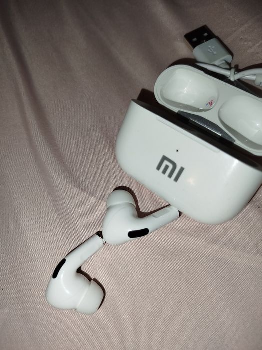 Продаю навушники Xiaomi