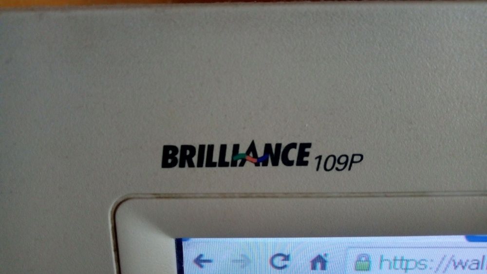 Монитор Philips Brillianse 109P