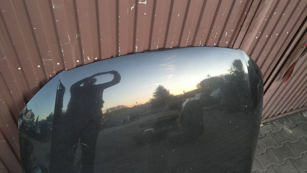 ) Passat B6 maska pokrywa silnika LC9X