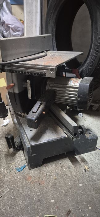 Máquina de corte Alumínio