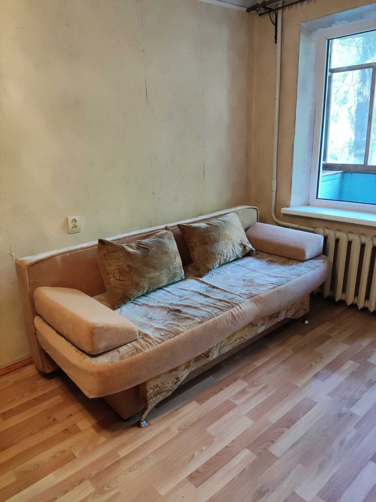 Продам 1-к квартиру Александровский район, ул. Школьная, район СШ № 1