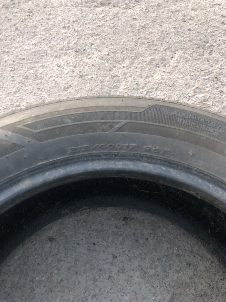 Продам гуму 215/60R17 HANKOOK KINERGY st