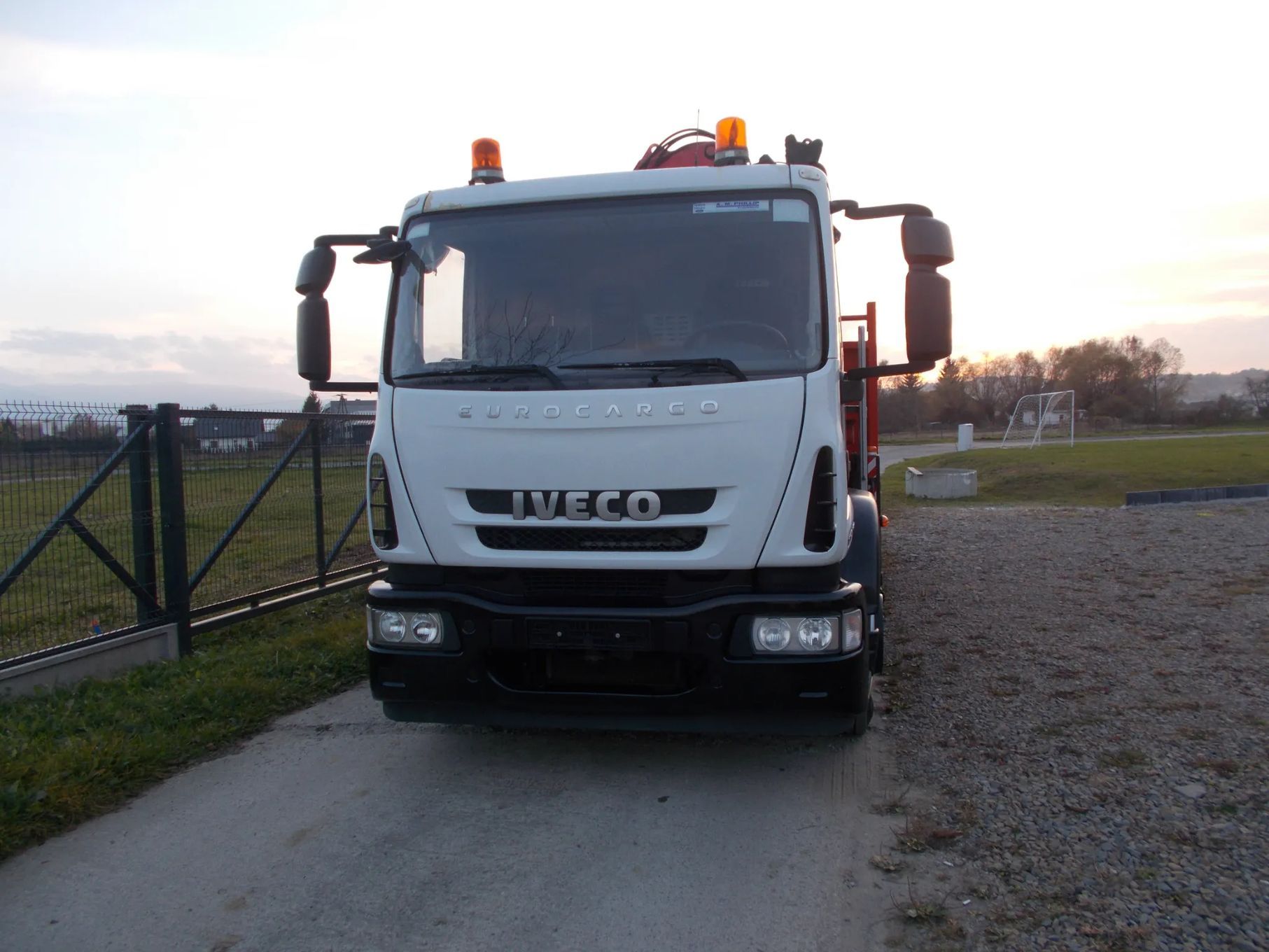 Iveco EUROCARGO  IVECO WYWROTKA HDS- 93 000 netto