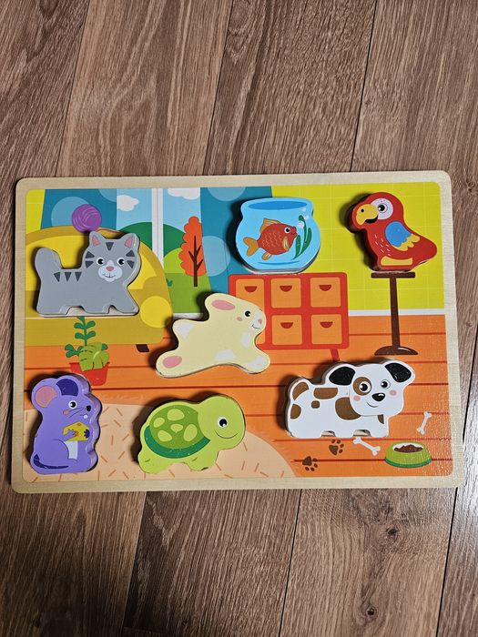 Drewniane układanki ze zwierzętami