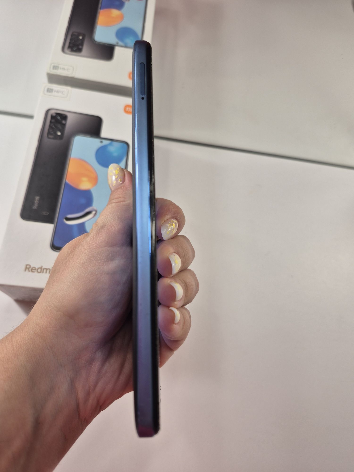 Redmi Note 11 і новий чехол у подарунок