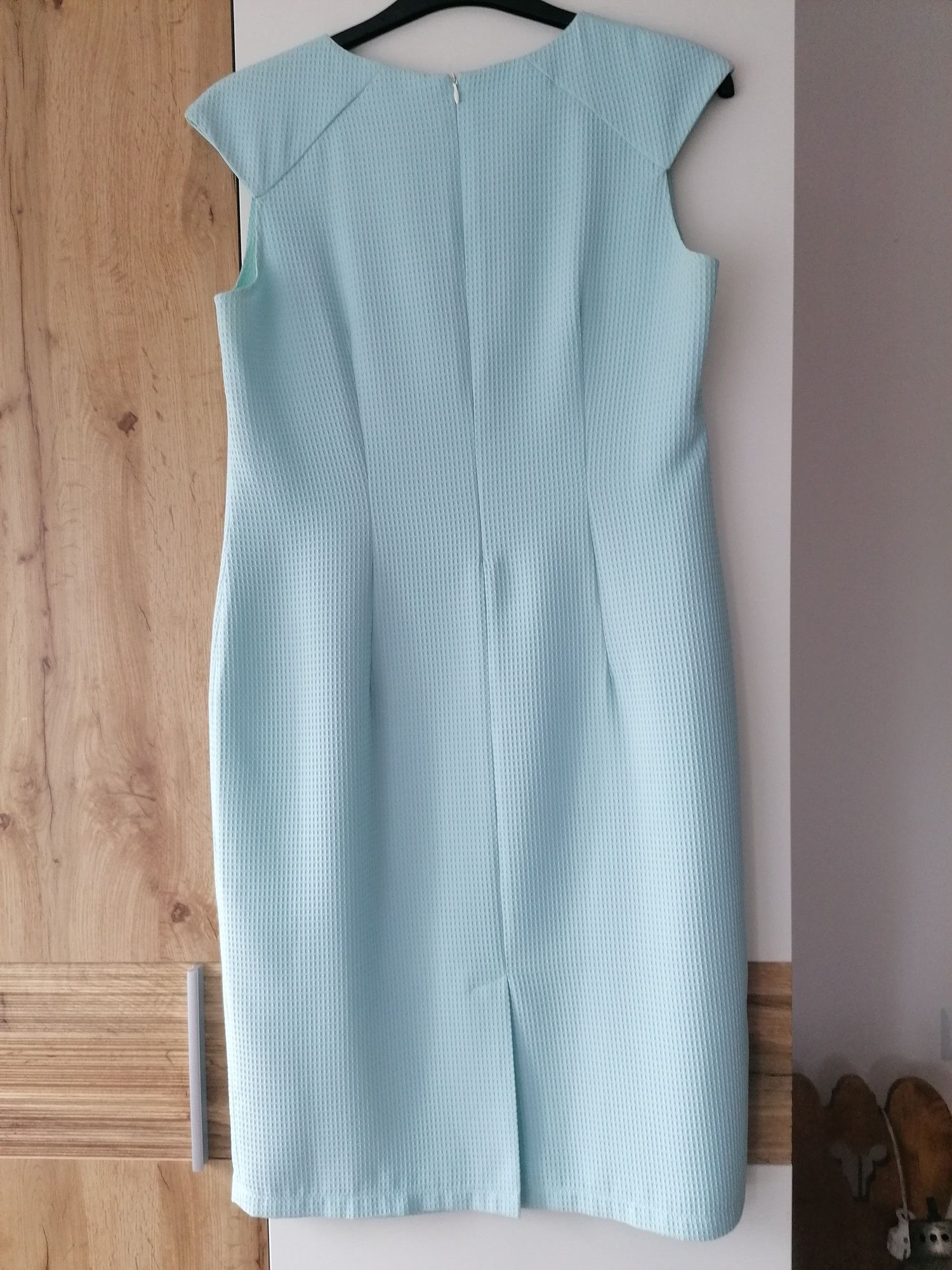 Elegancka sukienka niebieska błękitna pastelowa wesele komunia 44/46