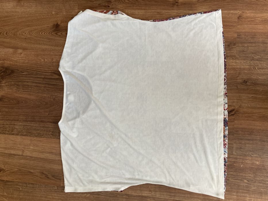 Лот 2 жіночих футболок батального розміру 58-60