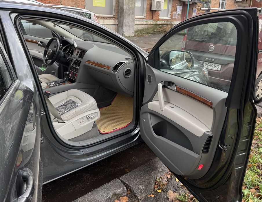 Продам Audi Q7 3.0 Premium Quattro 2014 року