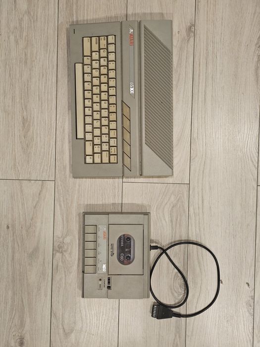 Atari 65xe z magnetofonem