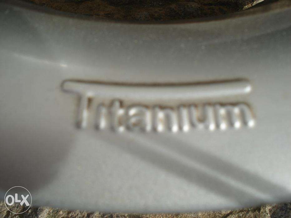 Jantes Antera Titanium 15"