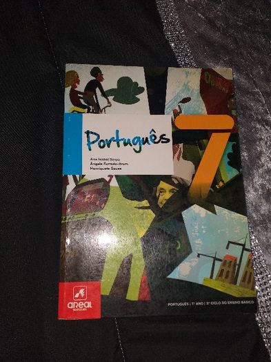 Português 7 - Areal Editores