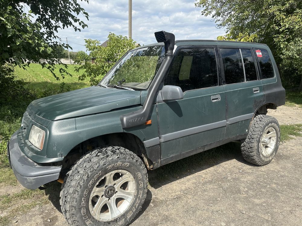 Suzuki vitara 1.6 бенз акпп 1998 рік