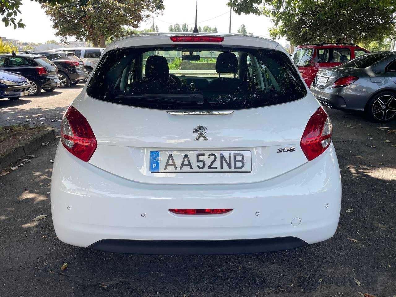 Peugeot 208 1,2 gasolina IMPECAVEL