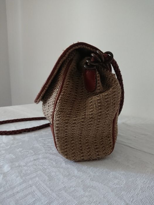 Mala de ombro tira colo TULA castanho