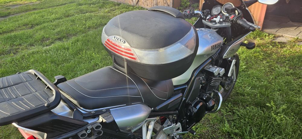 Yamaha fazer 2000r