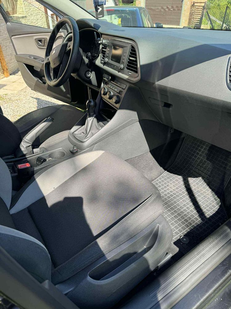 Leon 1.6 TDI zarejestrowany w kraju