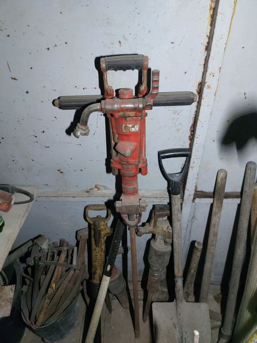 Martelo Perfurador de Mão, Jomelo M20