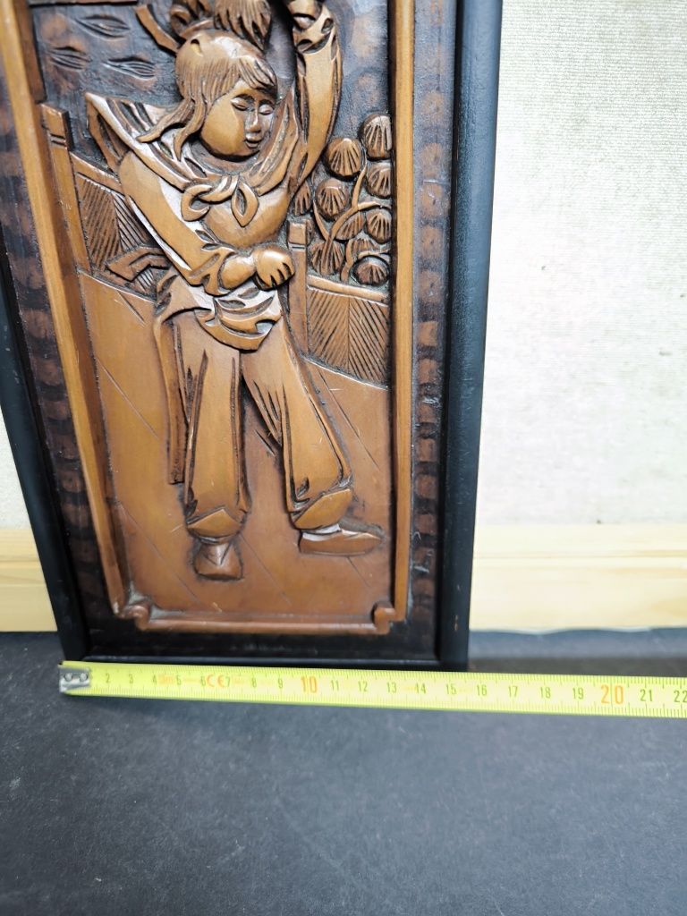 Painel de Madeira Esculpida - Arte Asiática