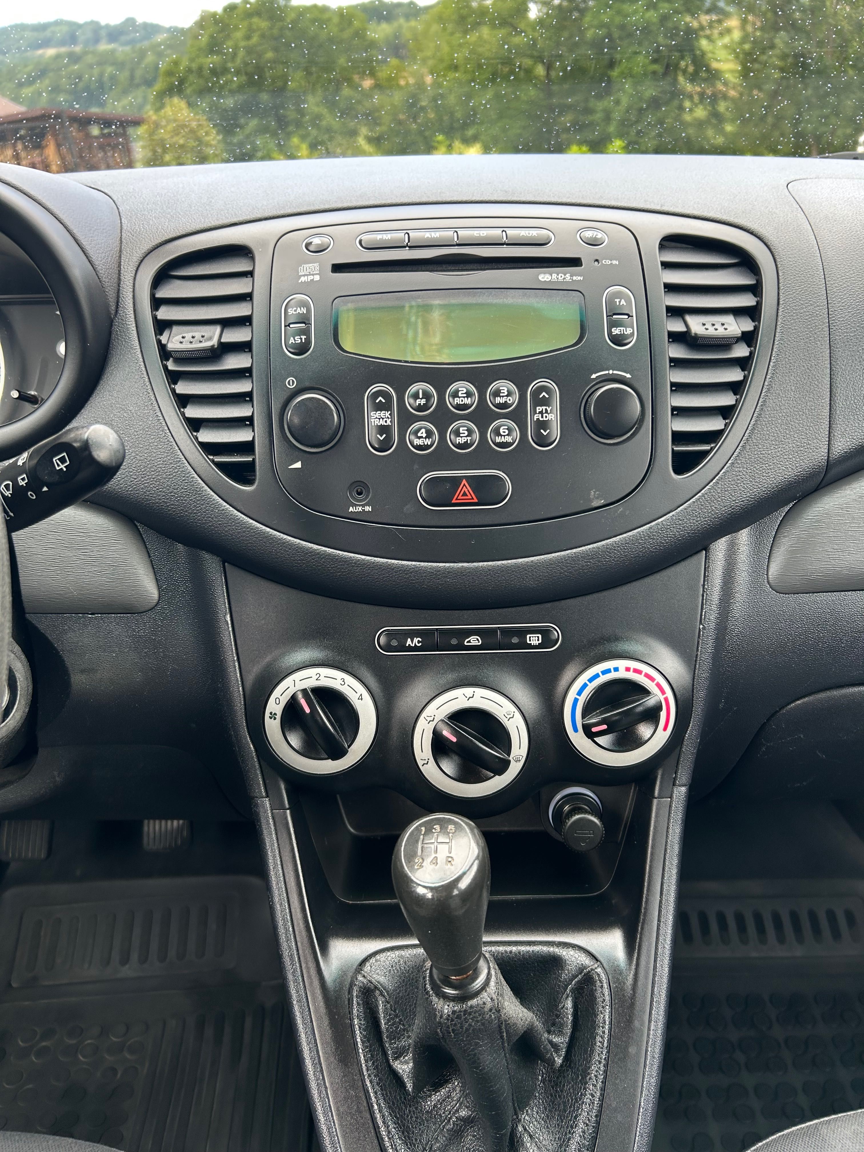 Samochód hyundai i10