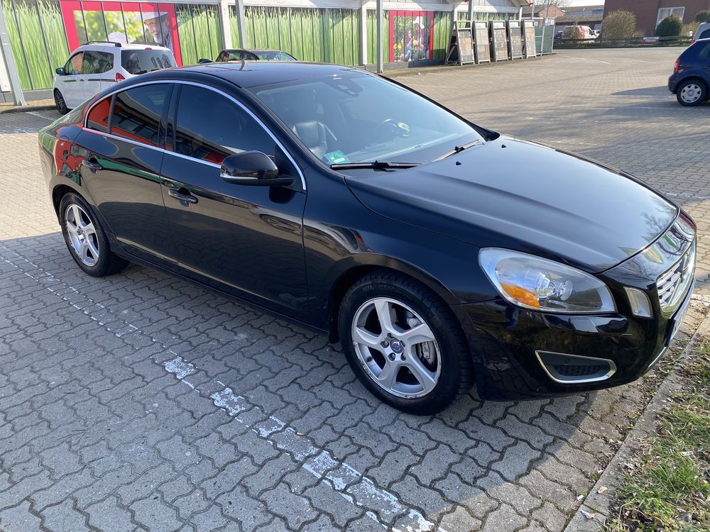 Volvo S60, 2,5, AWD, 2012, гарна!