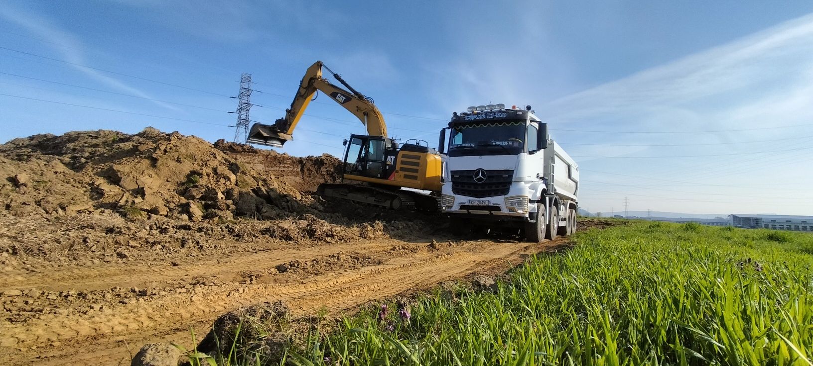 SPRZEDAŻ TRANSPORT Materiałów Sypkich Wynajem sprzętu Budowlanego