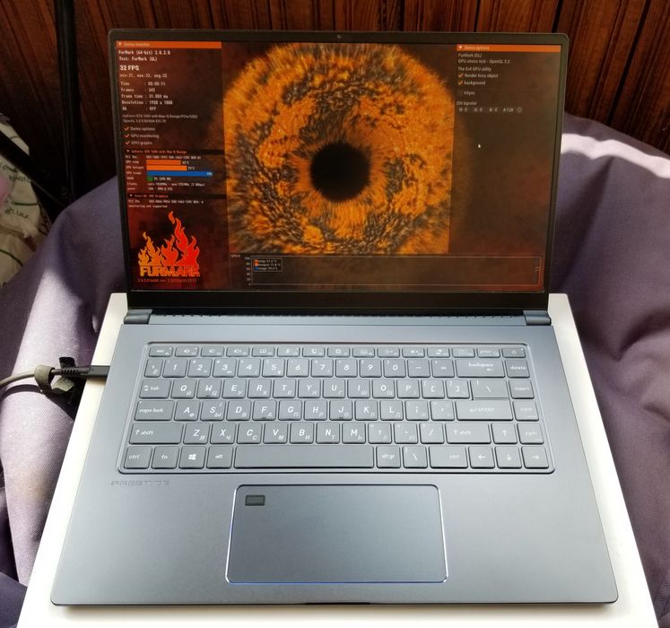 MSI Prestige 15. I7, 16Gb, 512Gb, GTX1650Max-Q, 3840x2160 IPS