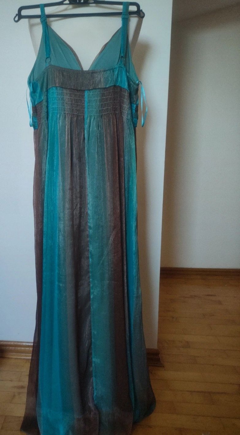 Sukienka na ramiączkach r 40 Purple