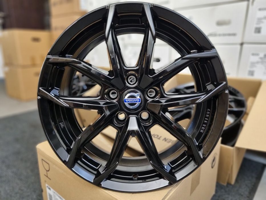 Nowe 17" Volvo felgi V40 S40 XC40 V50 V60 S60 XC60 V70 S70 S80 C70 C30