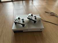 Xbox One S 1TB + napęd + 2 oryginalne pady