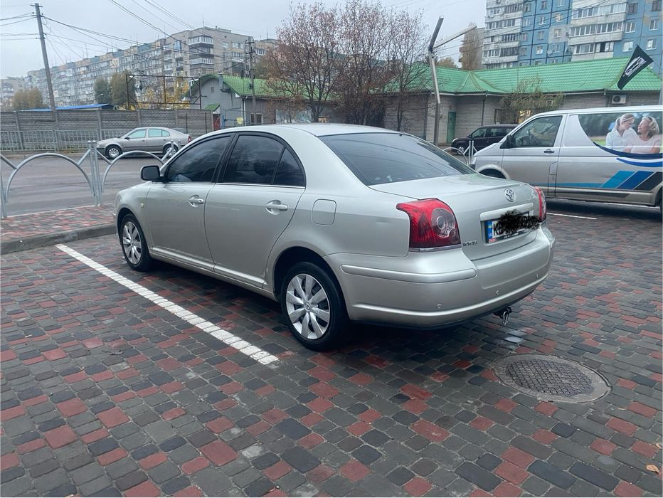 Toyota avensis TOYOTA AVENSIS Тойота авенсіс