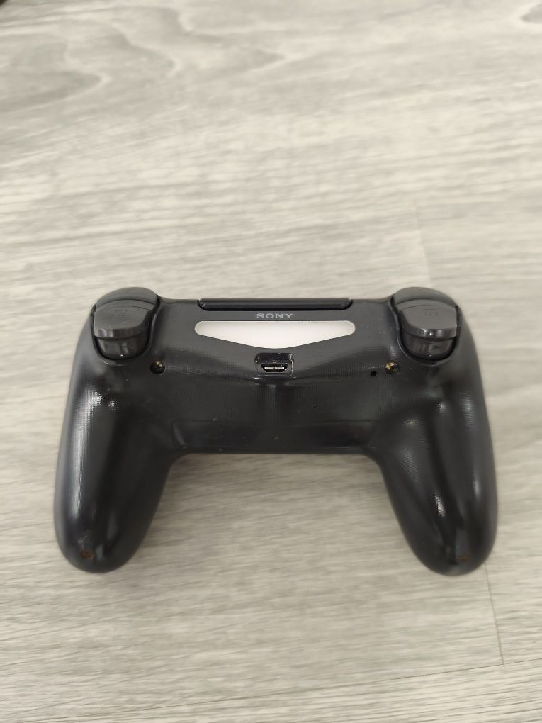 PlayStation 4 - Ler descrição