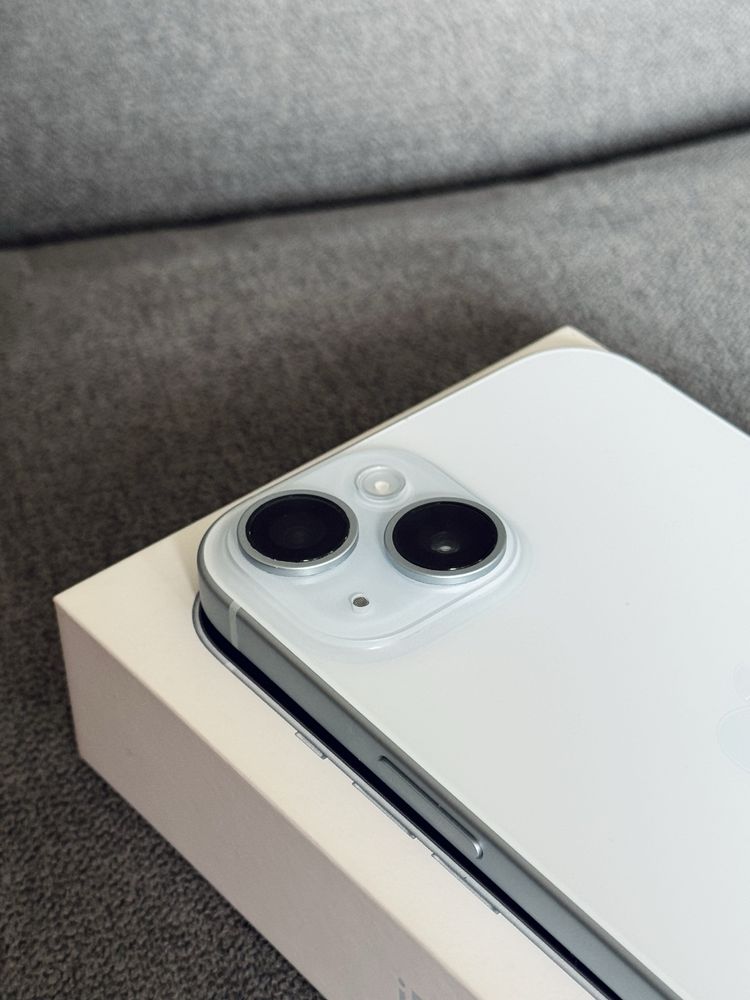 iPhone 15 128GB Niebieski Ideał + Case Spigen
