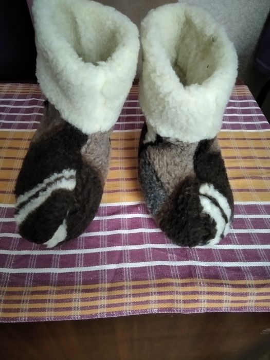Чуни з овечої шерсті. Нові