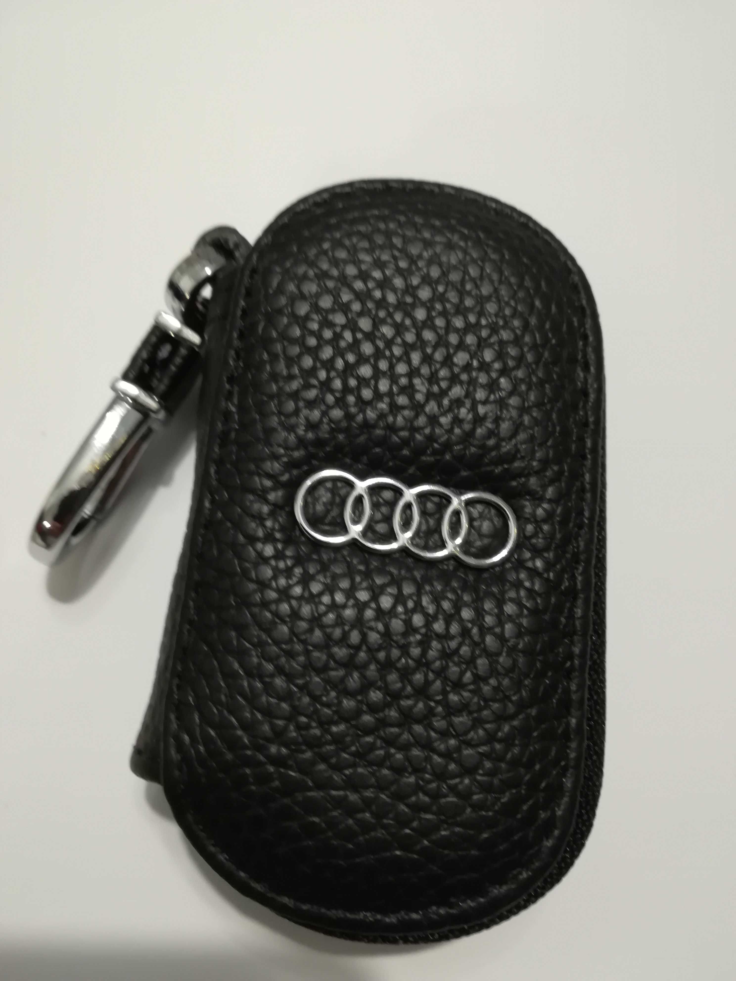 Audi etui pokrowiec na klucze breloczek brelok skóra prezent