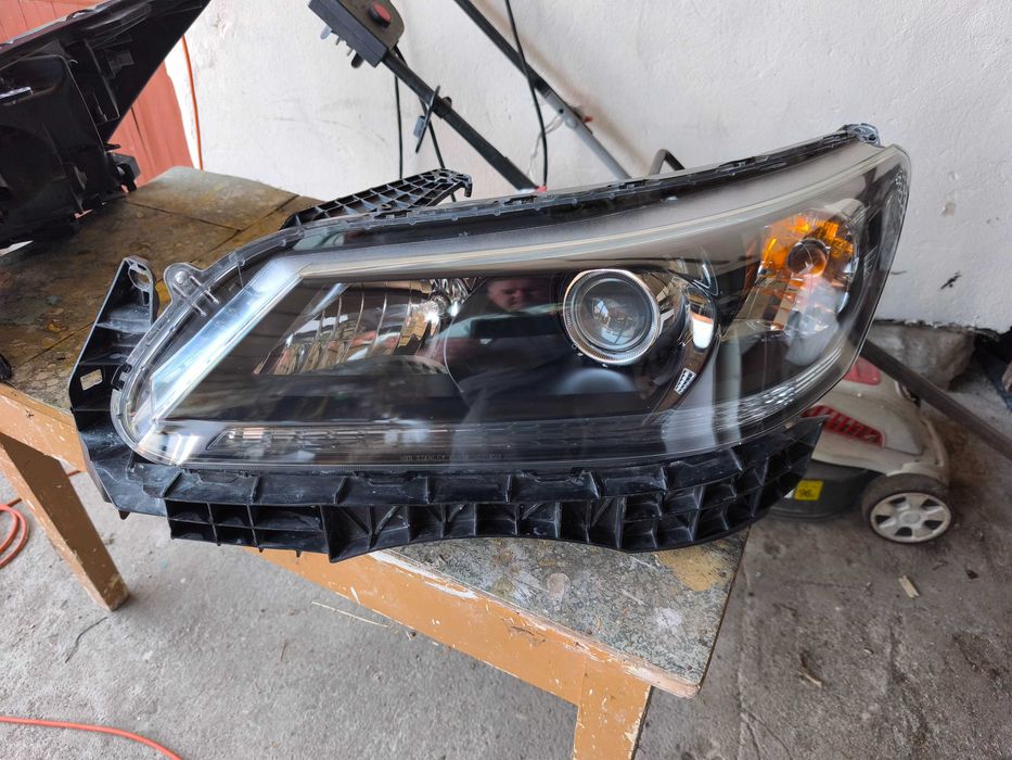 Honda Accord IX USA, lampa przód OEM Stanley kpl