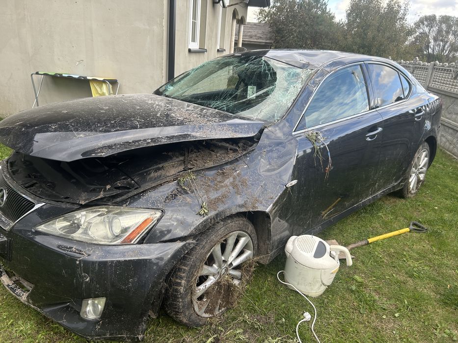 Lexus is220d mark levinson prestige (części,silnik,lampy,fotele,biegi)