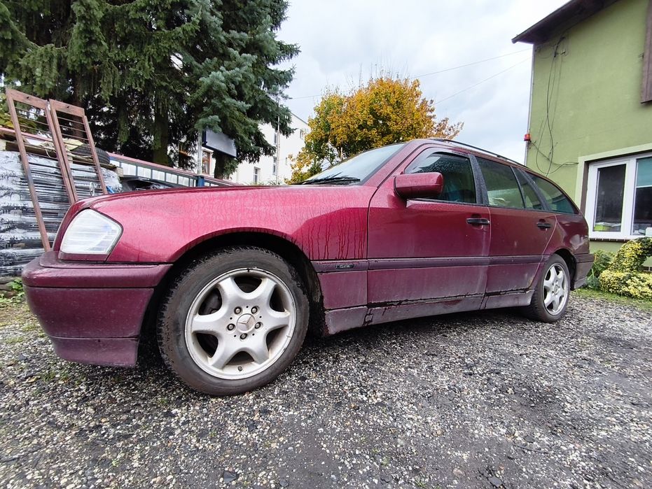 Mercedes W202 2.2 CDI hak c-klasa ubezpieczenie i przegląd wazne