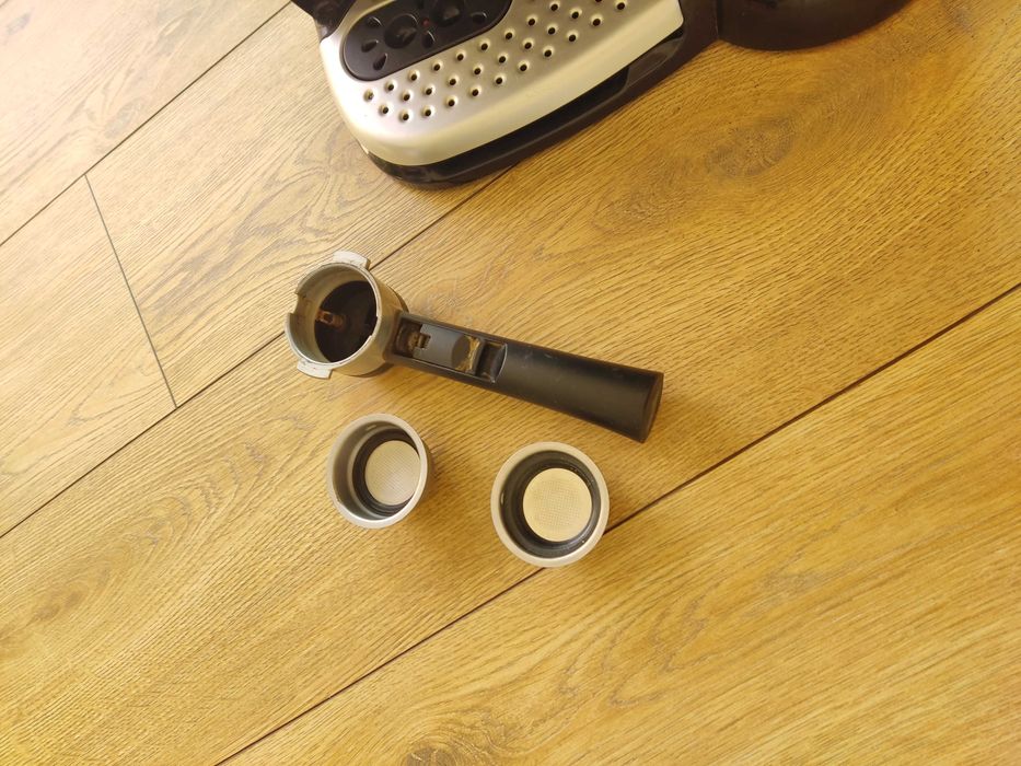 Ekspres do kawy DeLonghi BCO264