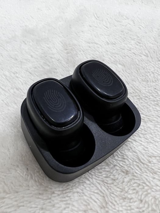 Fones Bluetooth novos