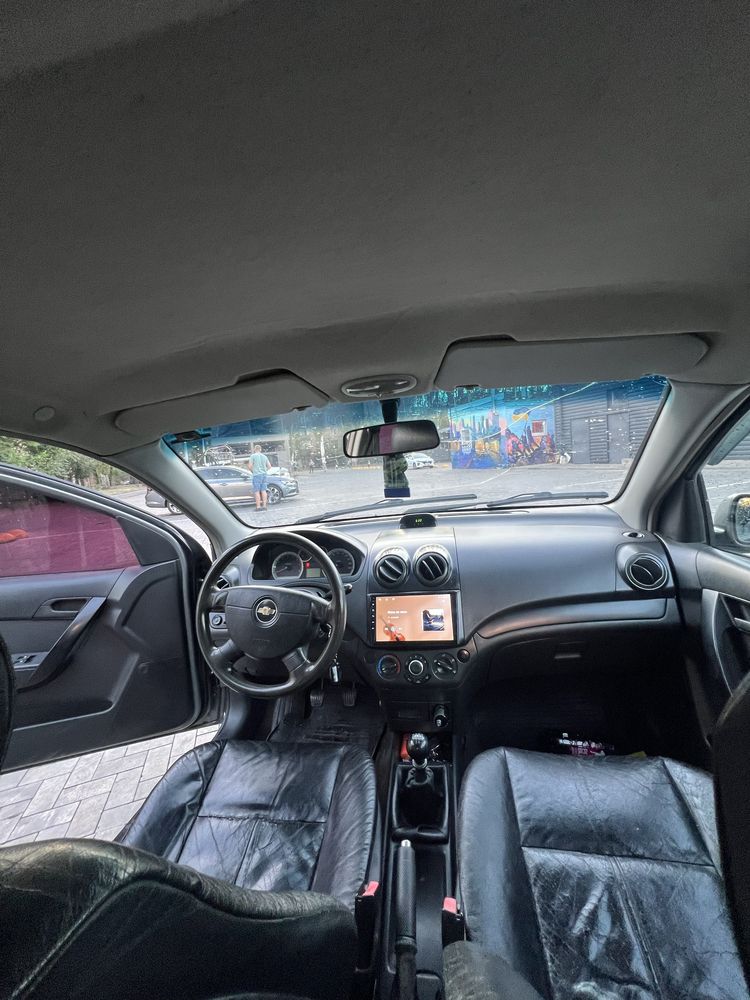 Продам chevrolet aveo Т250 2008 года в идеальном состоянии 1.5 бензин