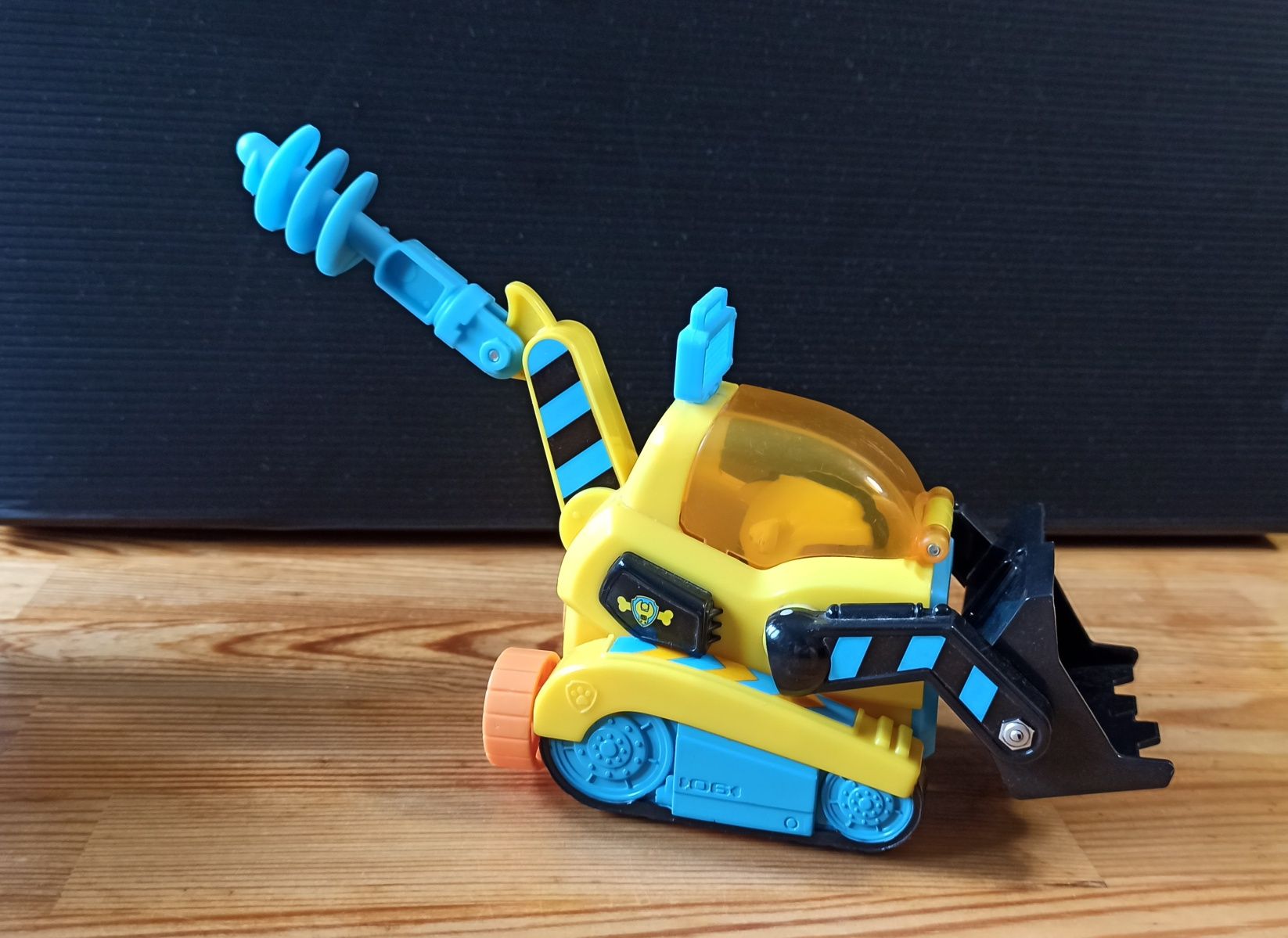 Psi Patrol Rubble pojazd, Spin Master