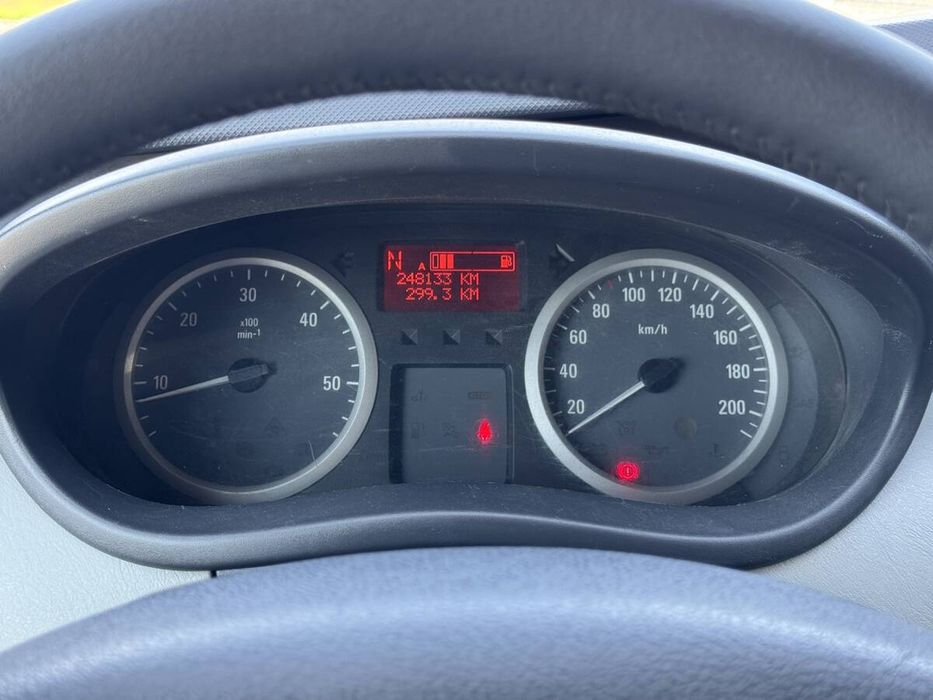 Opel Vivaro 2014 freshauto