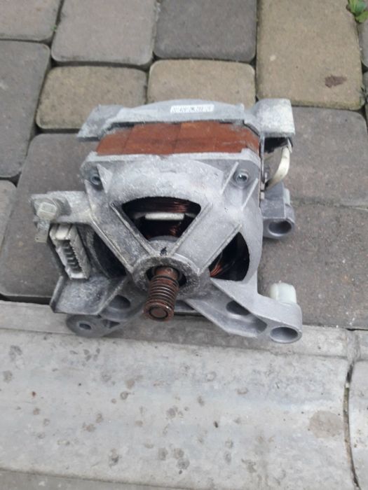 Продам электромотор к стиральной машине