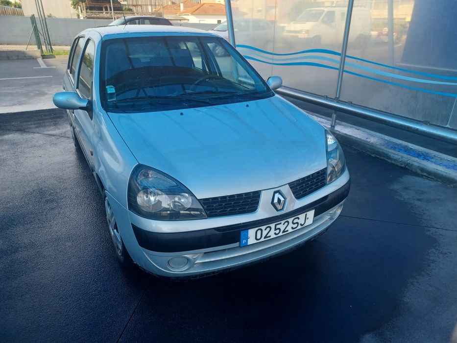 Renault clio 1.2 16v - 2002