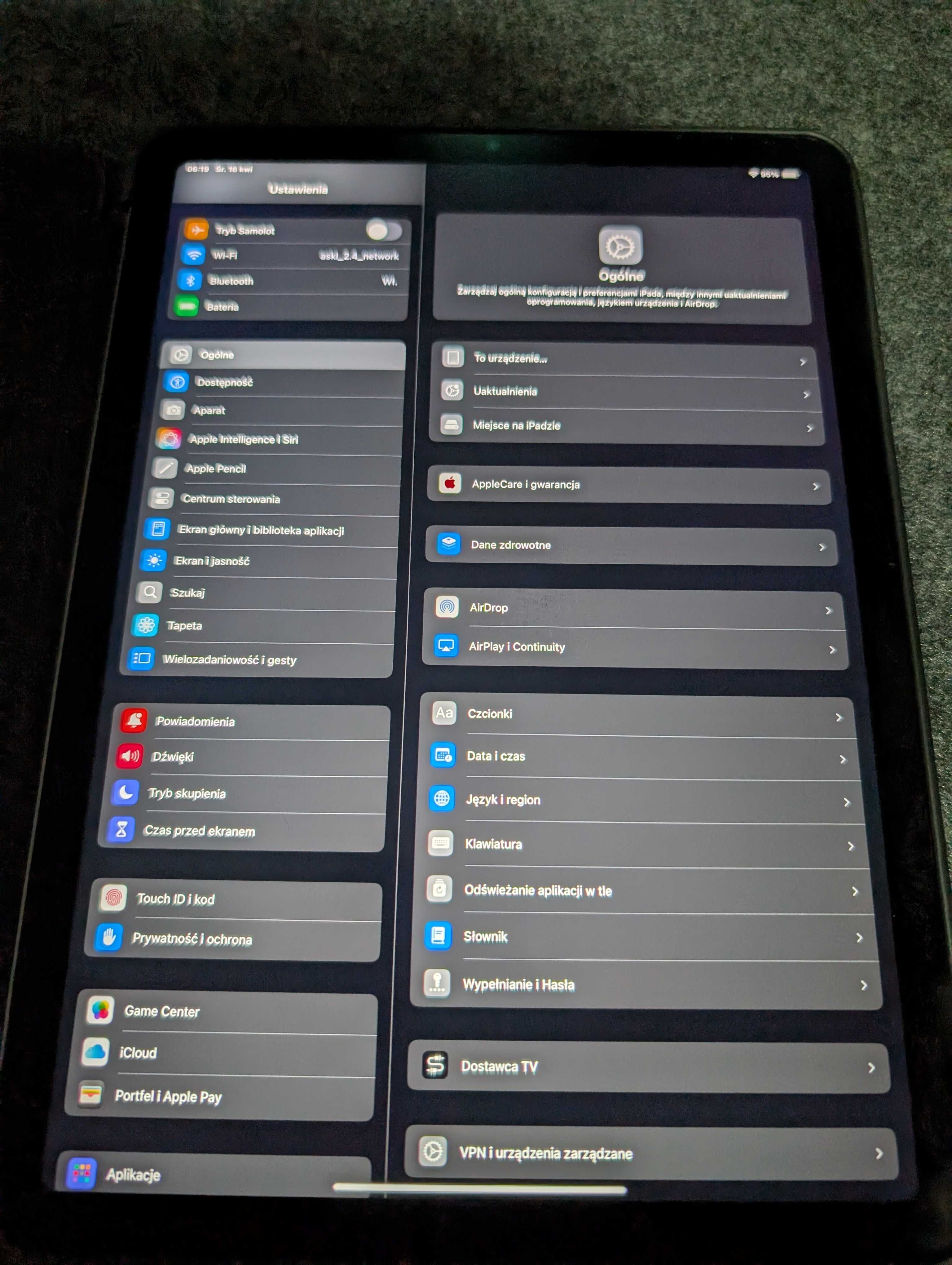 iPad Air 5 generacja + Apple Pencil 2 gen + Etui 256GB